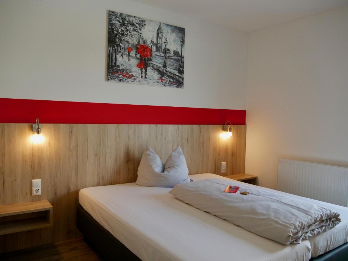 Hotel/Motel Hohenloher Tor Bretzfeld Buitenkant foto